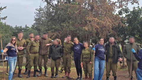 יום התנדבות קהילתי משמעותי בחווה החקלאית העירונית.jpg