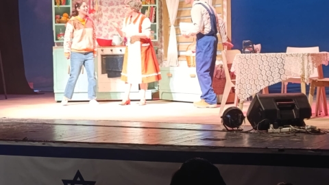 הפכת התפוזים של מתי.jpg
