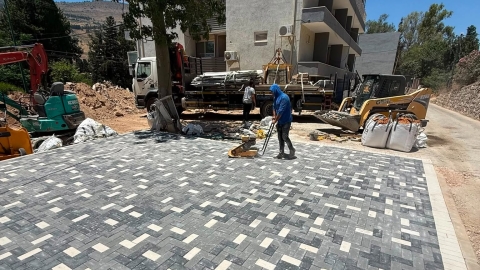 שדרוג התשתיות והסדרת החניות בשכונת שפרינצק נמצאים בשלבי השלמה מתקדמים