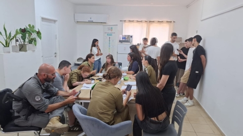 תעשו להם כבוד: הנוער של קריית שמונה יצא לעבוד הקיץ