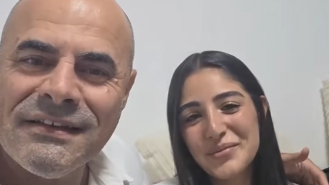 הגענו לביתה של שהם בן סימון להפתיע אותה לאחר שעברה שלב בתוכנית "דה וויס"